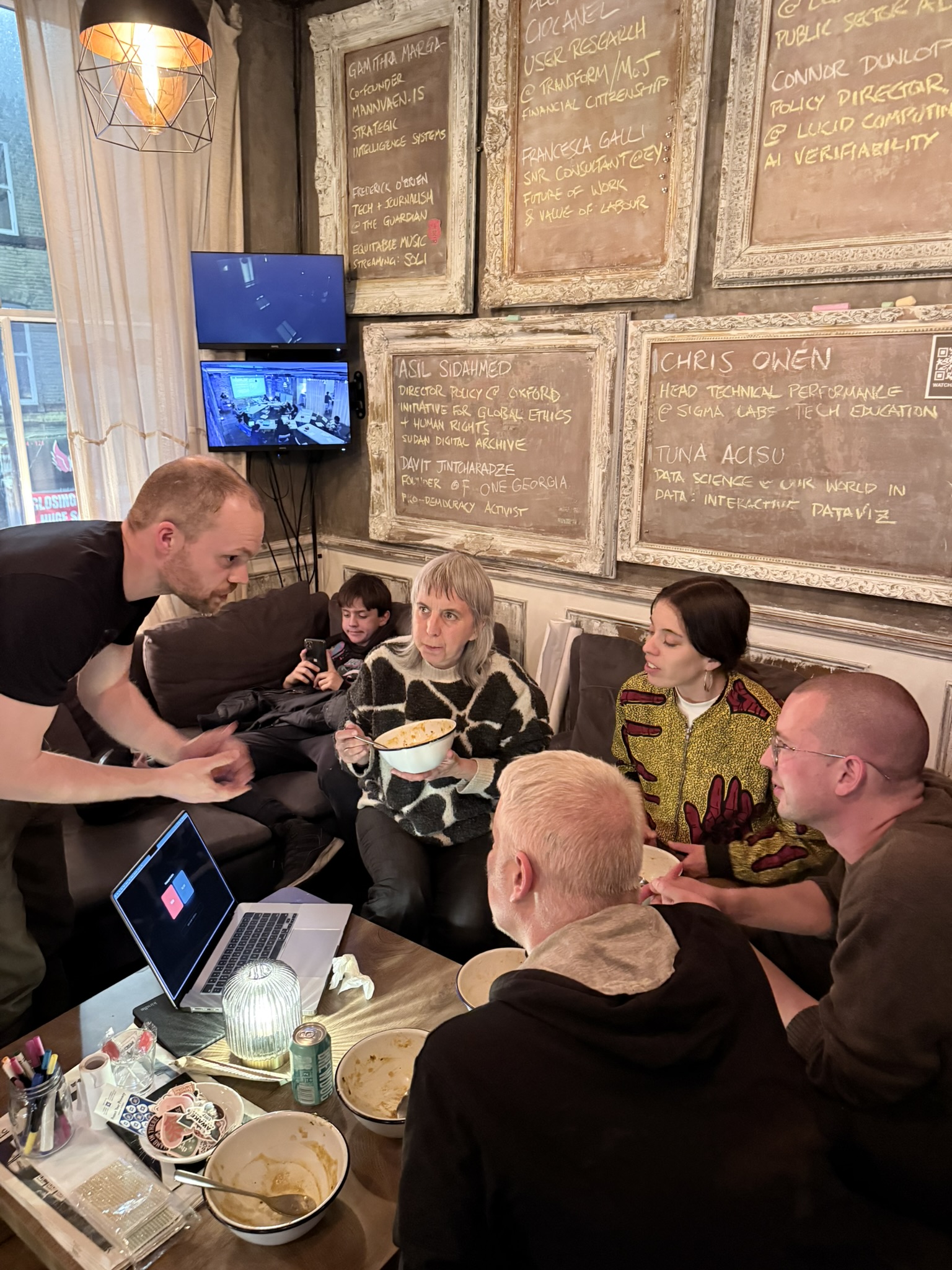 Red Team, Blue Team at Ration Club — photo 4